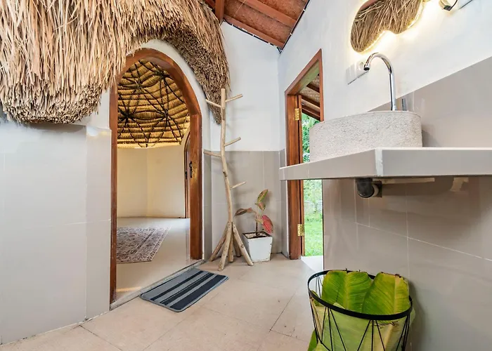 ゲストハウス Ritual Ubud 4*