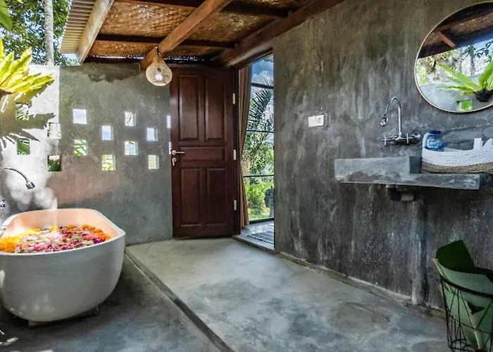 ゲストハウス Ritual Ubud 4*